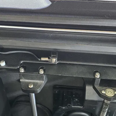 Giá đỡ Cảm biến Nhiệt độ Buồng Qidi Plus 4