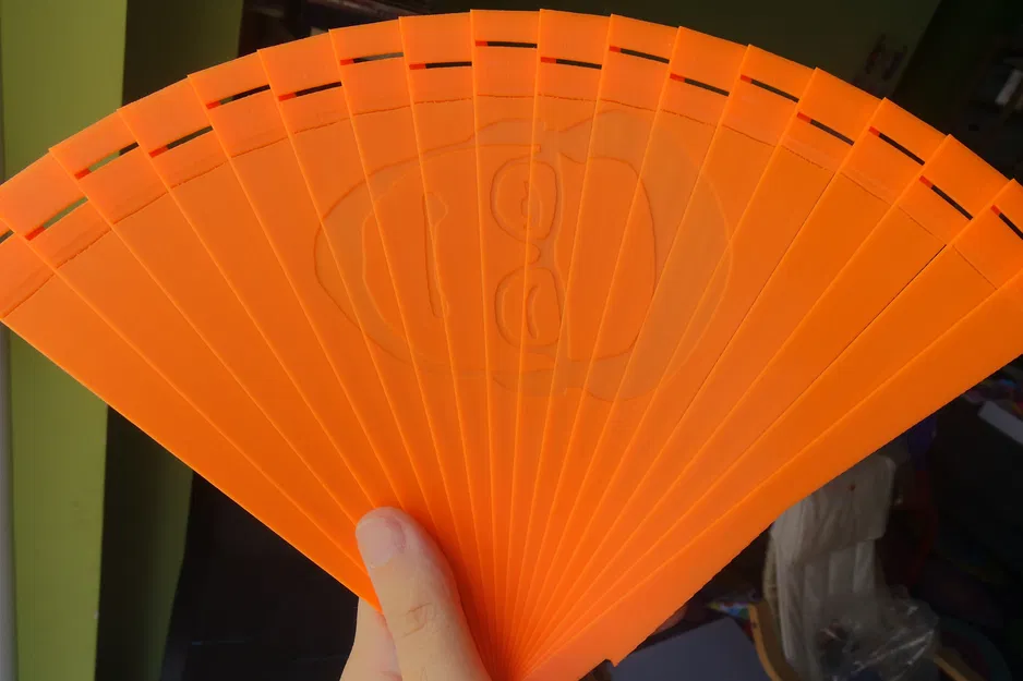 Quạt Giấy Gấp Họa Tiết Chìm - In Liền - Không Cần Lắp Ráp - Không Hỗ Trợ - Image 3