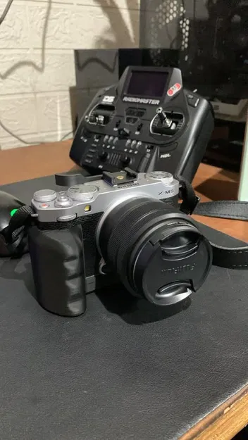 Tay Nắm Fujifilm XM5 - Image 1