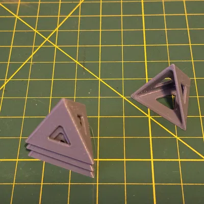 Chân Kê Nâng Đồ Khi Xịt Sơn (Có Thể Xếp Chồng)