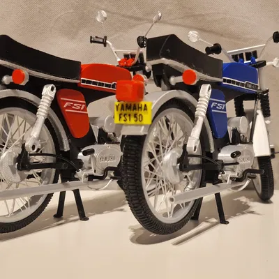 Mô hình Yamaha FS1 (mod 378) 1973 - 1979 tỉ lệ 1:8