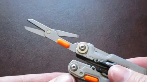 Que Cạy Mở Lưỡi Dao SOG PowerPint - Image 5