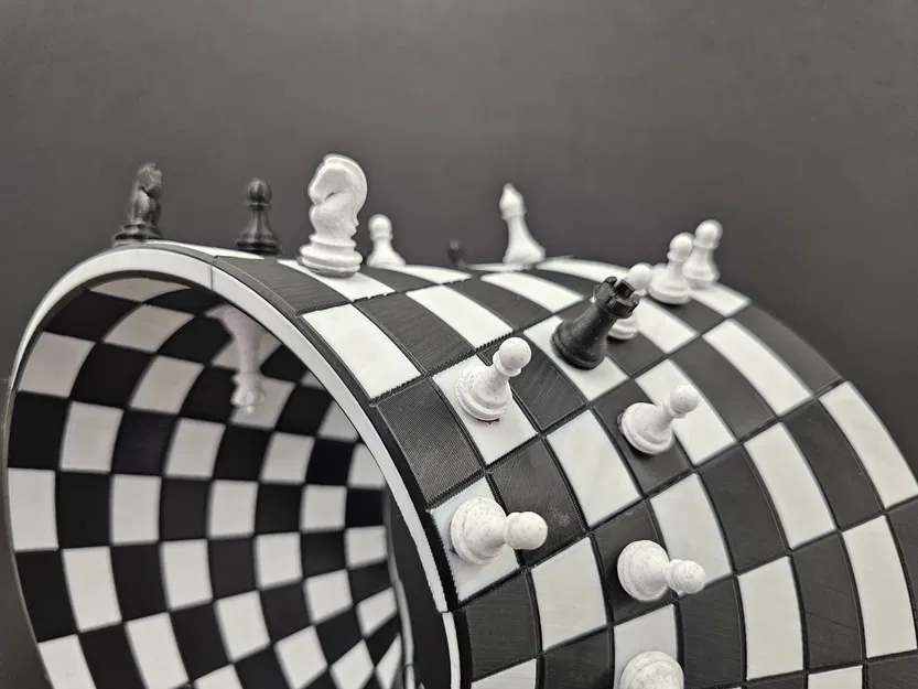 Bàn Cờ Vua Dải Mobius - Image 4