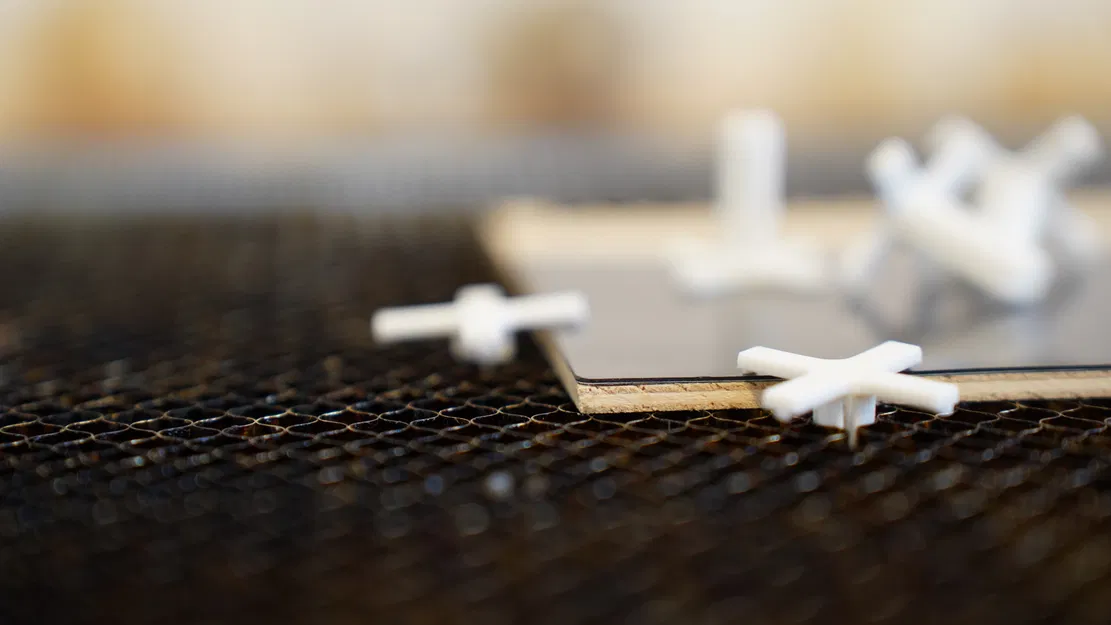 Chốt Giữ Mặt Bàn Laser Dạng Thấp - Tổ Ong xTool - Image 4