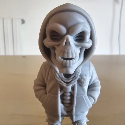 Grinny McBones - Ngầu Lòi, Không Chịu Nghỉ Hưu