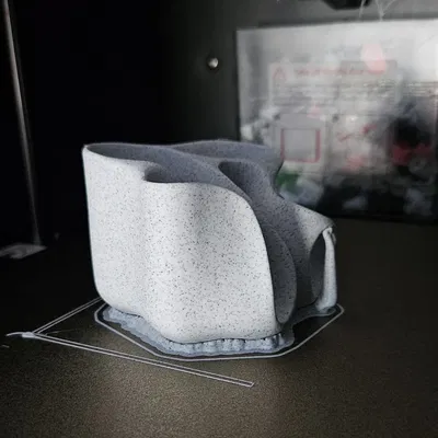 Chỗ Cắm Bút Trừu Tượng Cho Bàn Làm Việc