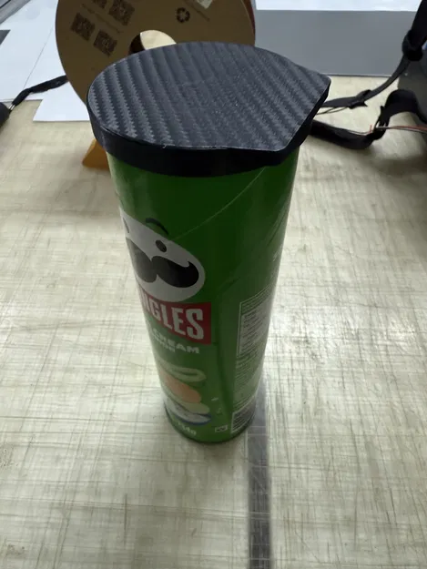 Khay Pringles Trượt Niêm Phong - Image 1