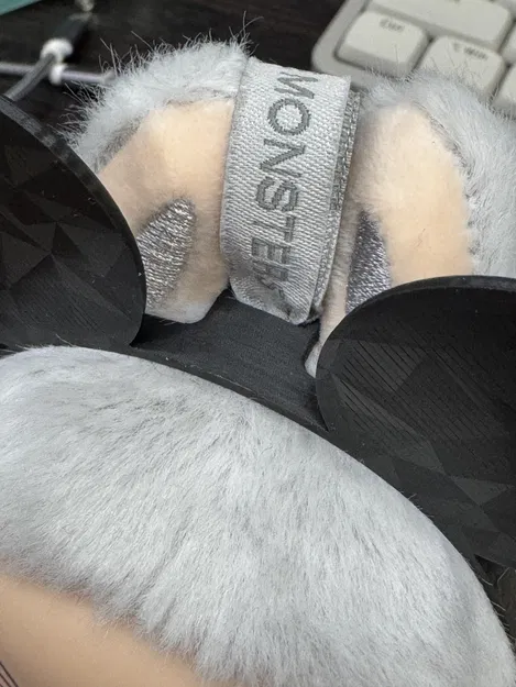 Tai Chuột Labubu - Image 3