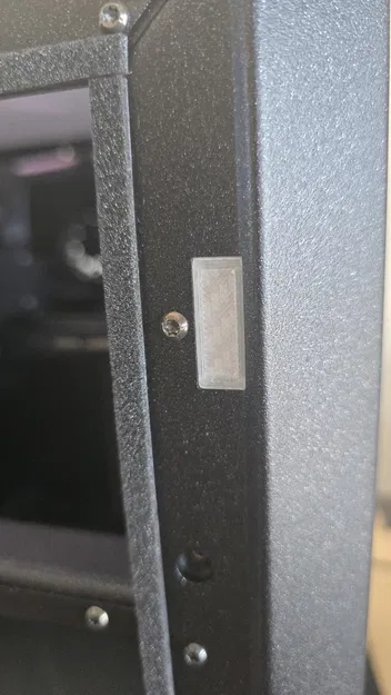 Giá Đỡ Nam Châm Cửa Prusa Core One Giữ Chắc Hơn - Image 1