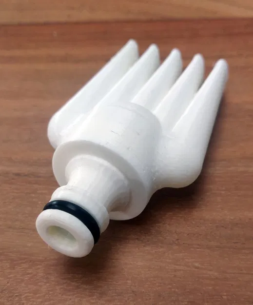 Dụng cụ vệ sinh lọc hồ bơi có khớp nối ống Gardena - Image 1