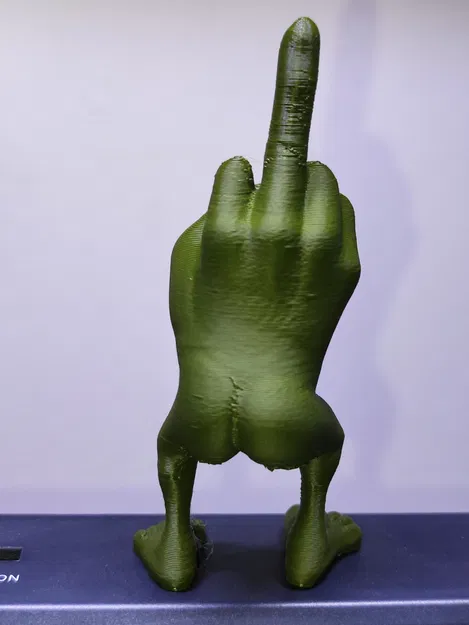 Mẫu Ngồi và Đi Tè Dầm Ngón Giữa - Image 6