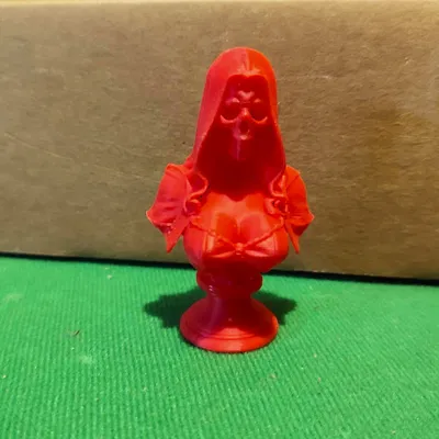 Tượng Nữ Thần Chết "Lady Death"