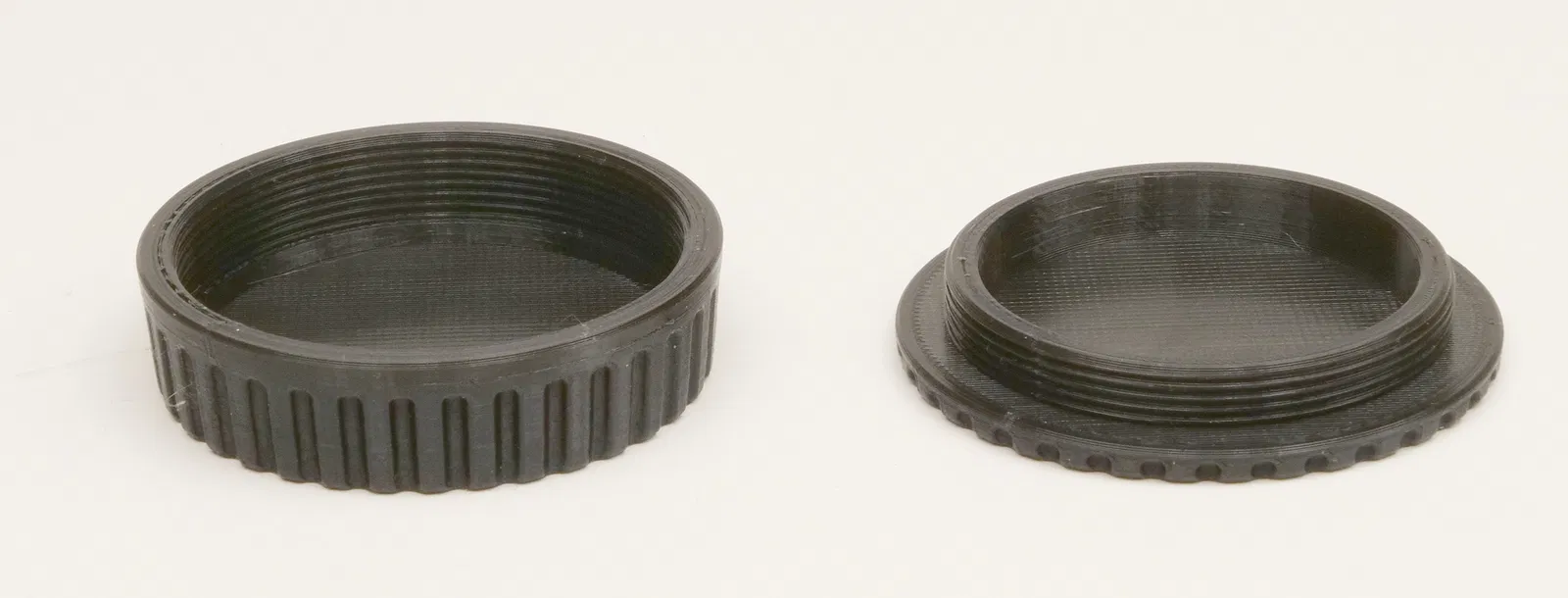 Chụp Thân Máy & Nắp Ống Kính M42 - Image 1