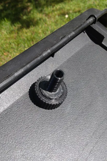 Đầu nối ren trong cho bồn nước tưới vườn - Image 8