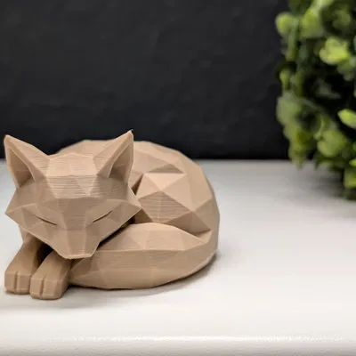 Cáo Ngủ Phong Cách Low Poly