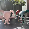 Mô hình Harley Quinn Phiên bản Jester DeskBuddy - Thumbnail 1