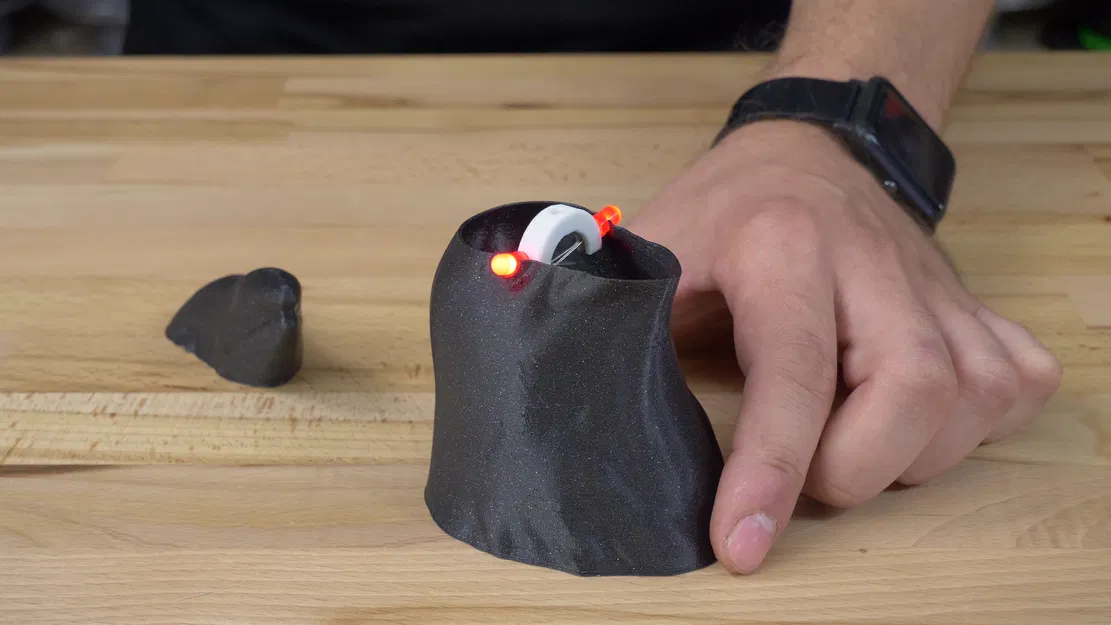 Quạ Halloween có mắt LED - Image 3