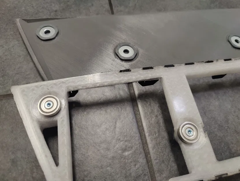 Nắp Che Móc Kéo Tesla Model Y (Nam Châm hoặc Vít) - Image 3