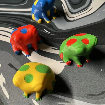 Ếch Fred - In 2 Màu Với 1 Đầu Đùn