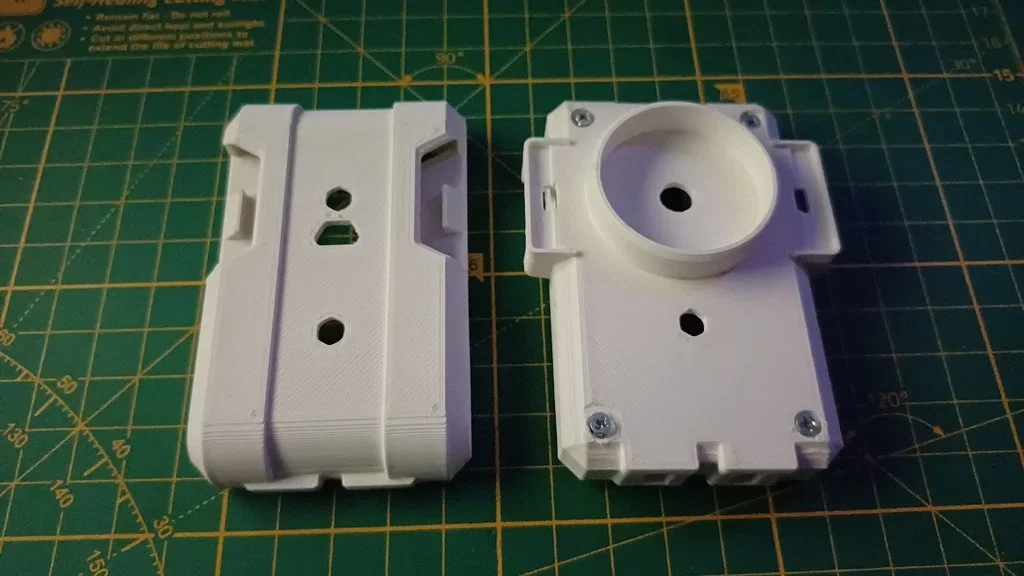 Beyblade Launcher - Image 14