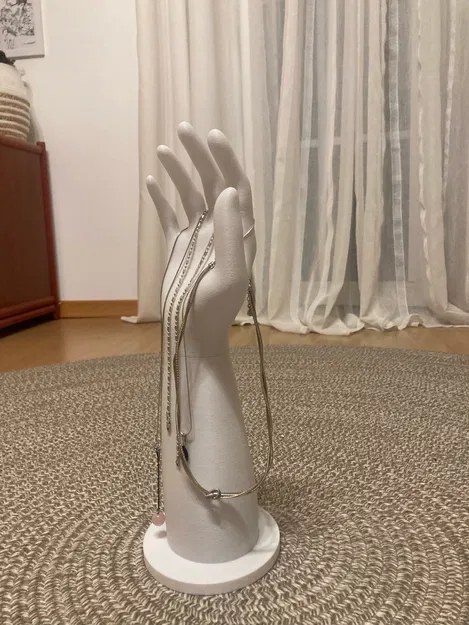 Móc Giữ Trang Sức Hình Bàn Tay - Image 1