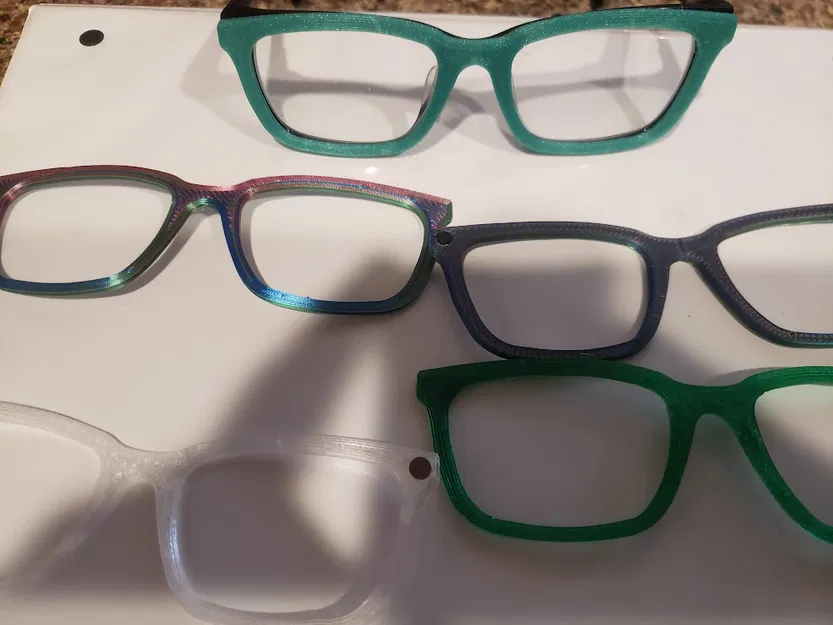 Mô hình Kính Cận Topper Caspir - Image 1