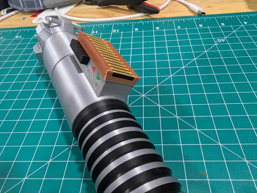 Luke Skywalker's Hero Saber - ROTJ - Image 5