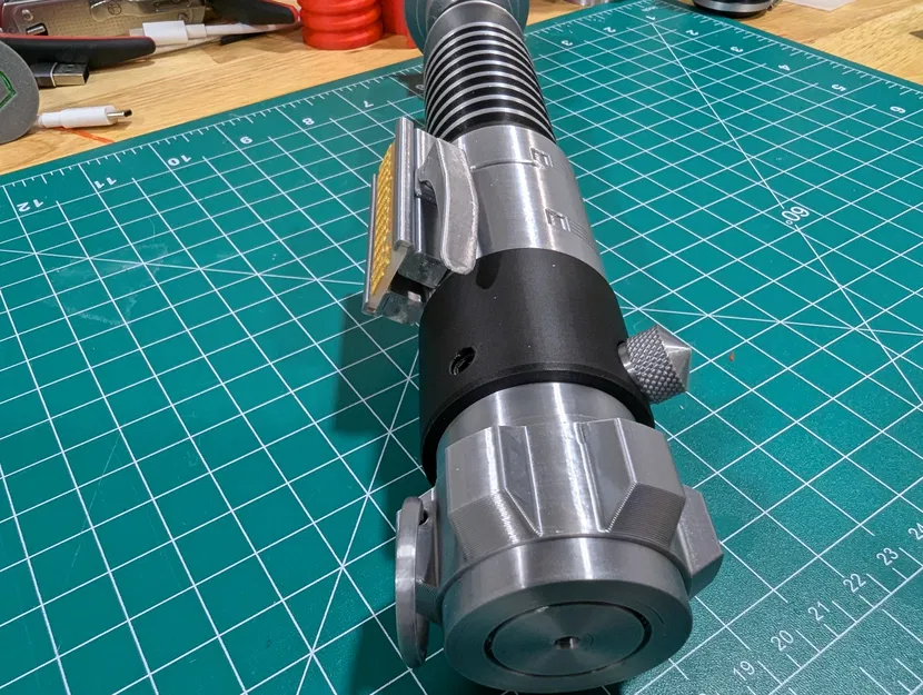 Luke Skywalker's V2 Hero Lightsaber - ROTJ - Image 4