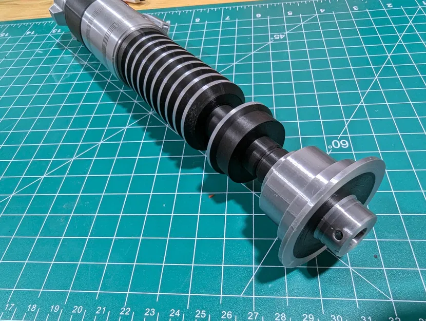 Luke Skywalker's V2 Hero Lightsaber - ROTJ - Image 5