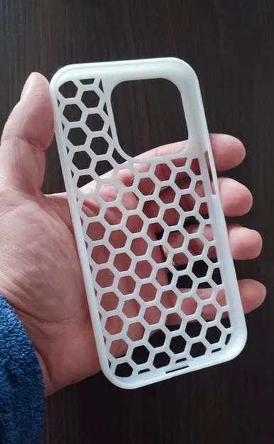 Ốp Lưng iPhone 15 PRO - Thiết Kế Lục Giác - Image 4