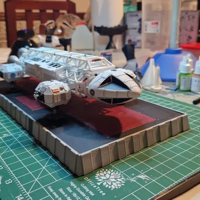 Nền tảng hạ cánh Space 1999 Eagle 1