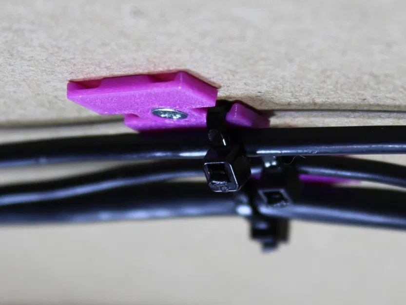 Giá Đỡ Quản Lý Cáp Tiết Kiệm | Gắn Zip Tie Dưới Bàn - Image 4