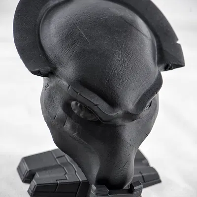 Mặt Nạ Predator Có Chân Đế