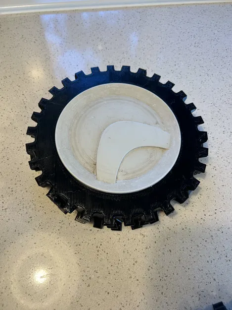 Bánh Xe Địa Hình Cho Robot Cắt Cỏ Stihl iMOW RMI - Image 3