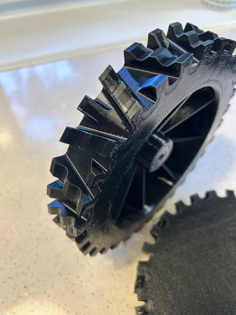 Bánh Xe Địa Hình Cho Robot Cắt Cỏ Stihl iMOW RMI - Image 4