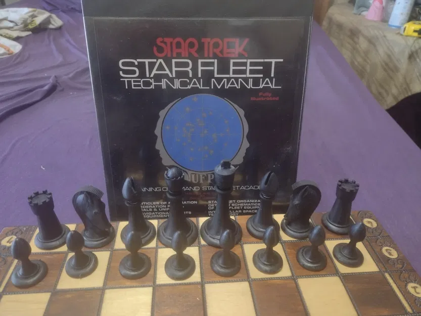 Bộ Cờ Vua Star Trek (Từ Cẩm nang Kỹ thuật Starfleet của Franz Joseph) - Image 1