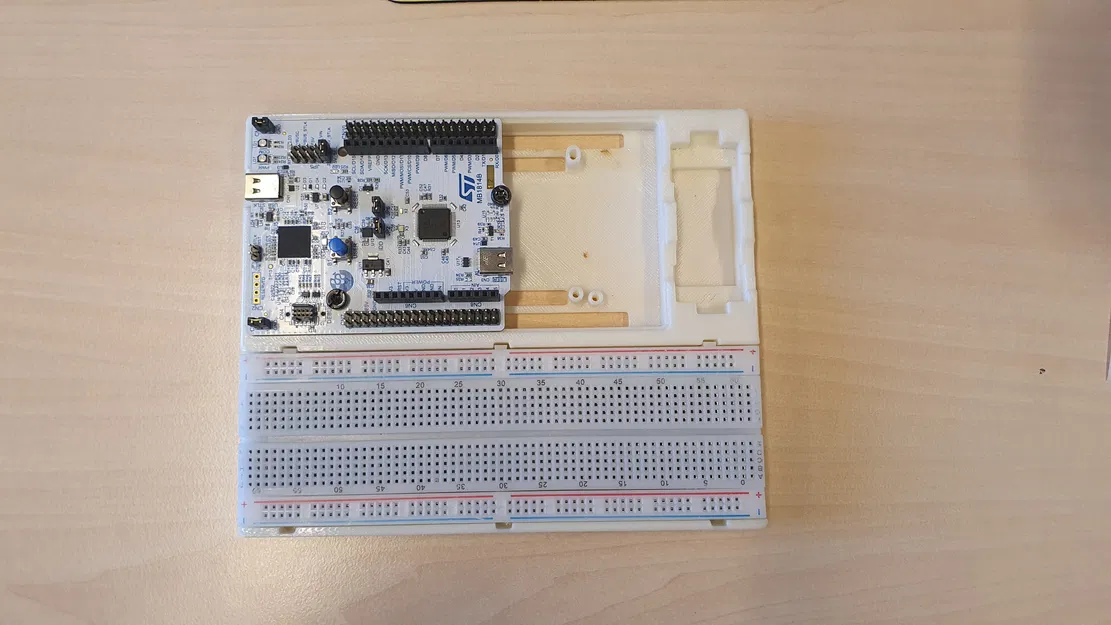 Bản mẫu thử: Giá đỡ cho bo mạch STM Nucleo / Arduino kết hợp breadboard và servo - Image 4
