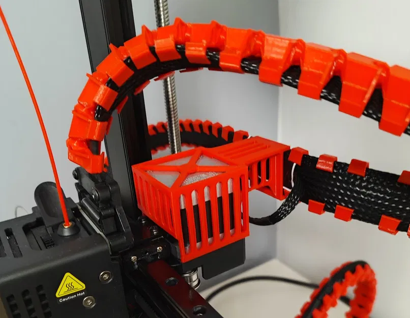 Ender 3 V3 KE - Nắp Che Motor Trục X và Giá Đỡ Dây Xích Cáp v2 - Image 1