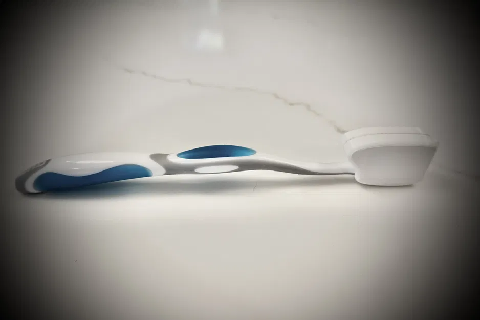 Vỏ Bọc Bàn Chải Đánh Răng Du Lịch Có Nam Châm - Image 2