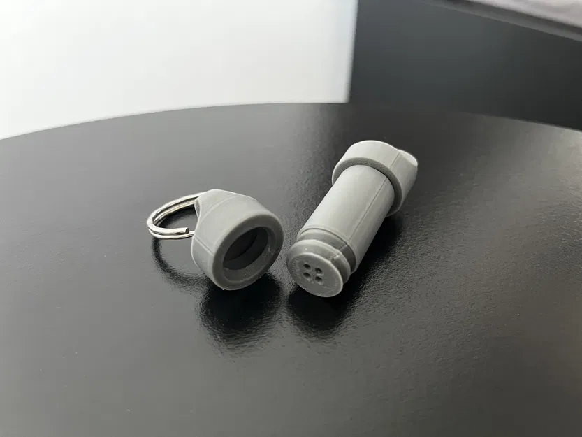 Lọ muối móc khóa - Image 1