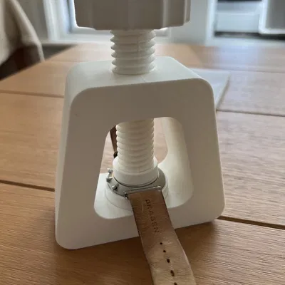 Dụng cụ ép đồng hồ in 3D hoàn chỉnh