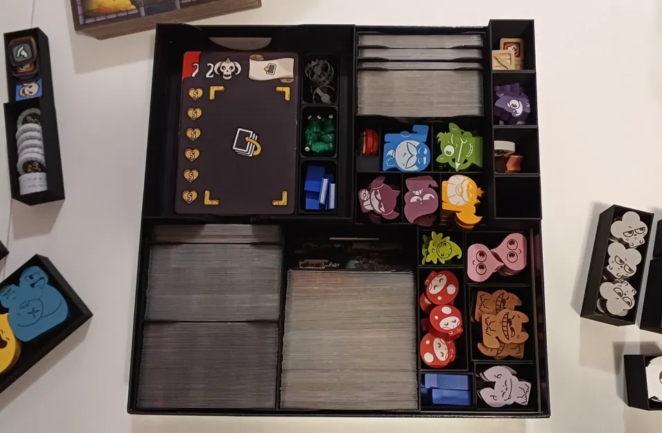 Hộp Đựng Kiêm Khay Chia Ngăn Cho Game Keep the Heroes Out và Boss Battles - Image 7