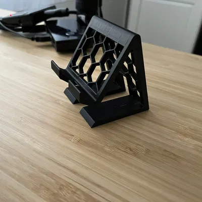 Chân đế điện thoại luồn dây cáp