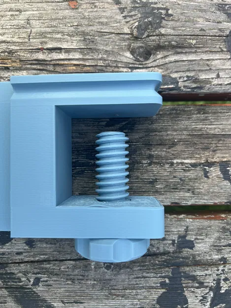 Kẹp Giữ Túi Rác Bàn Picnic - Image 5