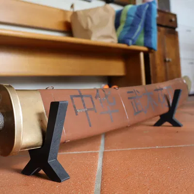 Chân đế trưng bày kiếm