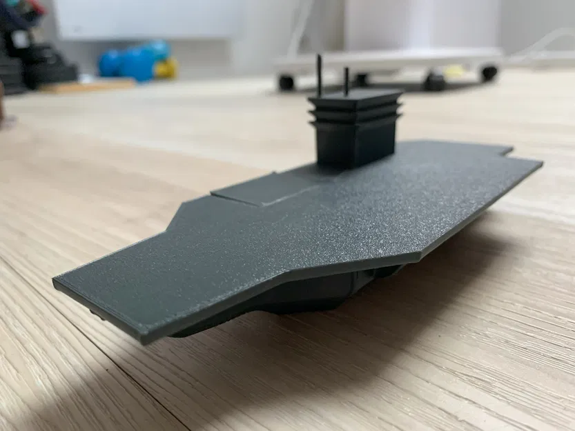 Tàu Sân Bay Đơn Giản - Image 1