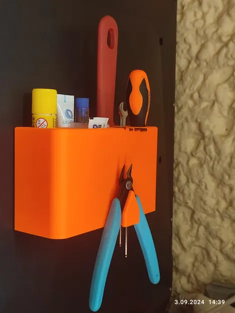 Giá đỡ dụng cụ cho QiDi Q1 Pro - Image 1