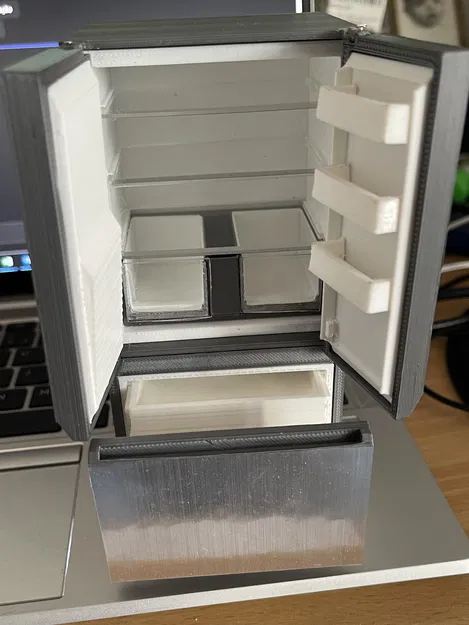 Tủ Lạnh Mini Nhà Búp Bê Tỉ Lệ 1:12 - Image 1