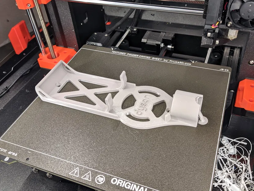 Giá treo tường cho máy hút bụi đồ chơi Dyson Casdon - Image 3