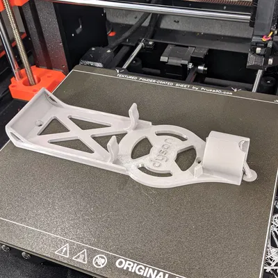 Giá treo tường cho máy hút bụi đồ chơi Dyson Casdon